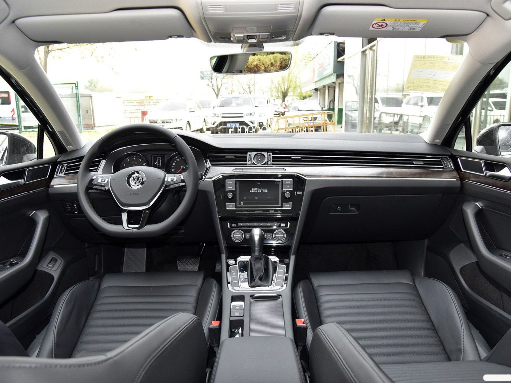 1024x0_1_q87_autohomecar__ChcCL1rLNg6AShsFAAf62ruh8dA438.jpg